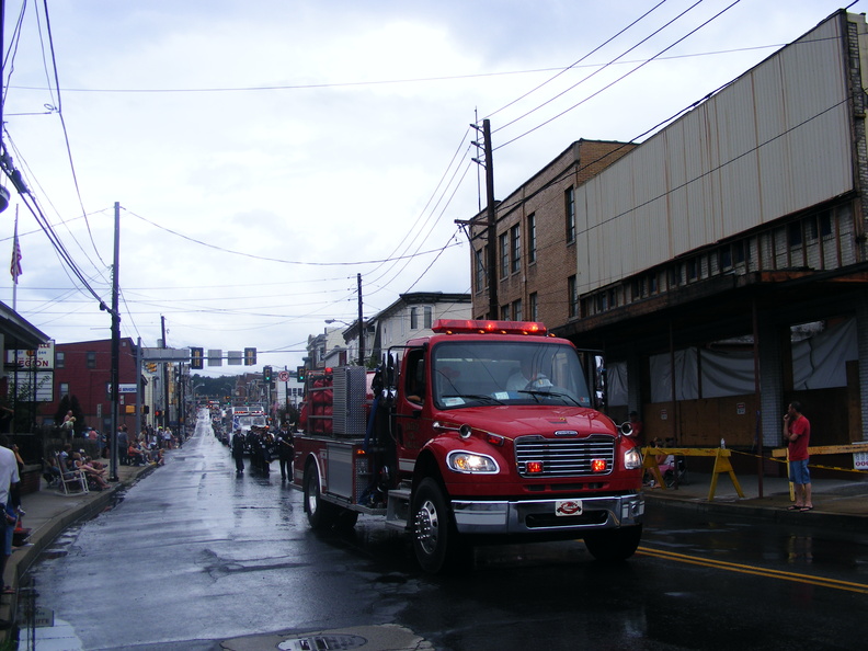 9 11 fire truck paraid 204